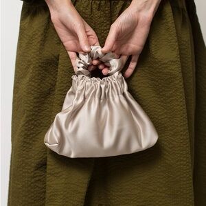 A Bronze Age Halo Bag in Champagne